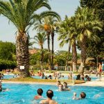 Diversió assegurada amb jocs, competicions i activitats refrescants per a totes les edats.